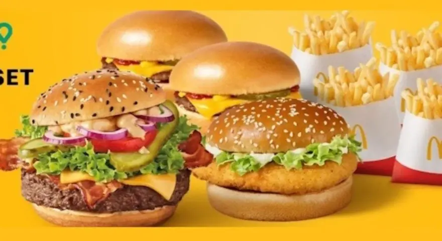 Smaczne burgery i frytki z McDonald's. Czemu nie ma McDonald na Glovo? Może to dlatego, że chcą, byśmy sami po nie poszli?